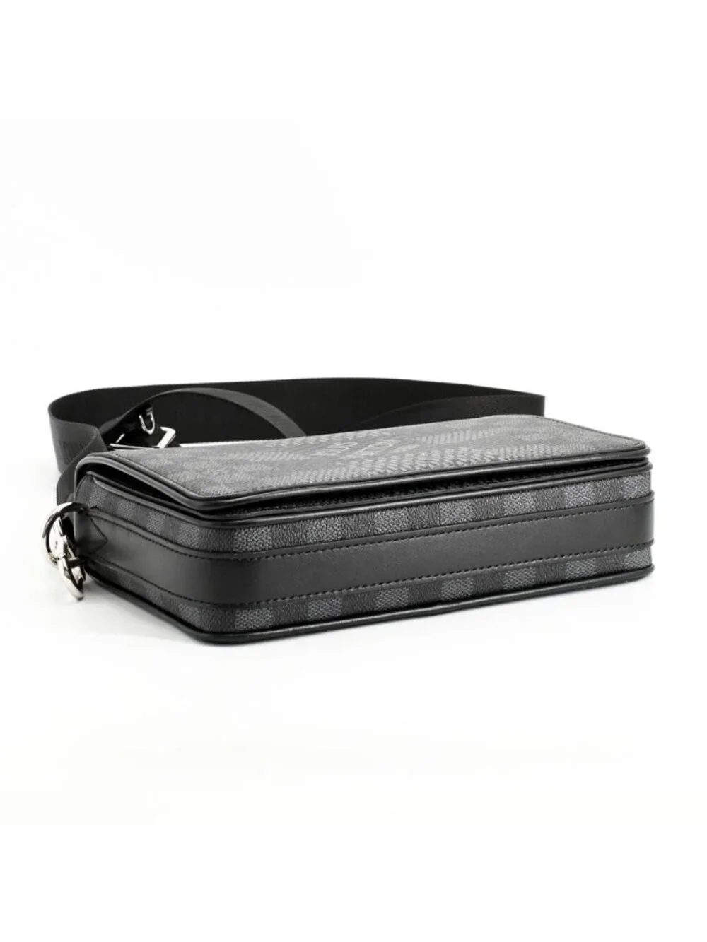 Louis Vuitton Shoulder Bag Studio Messenger